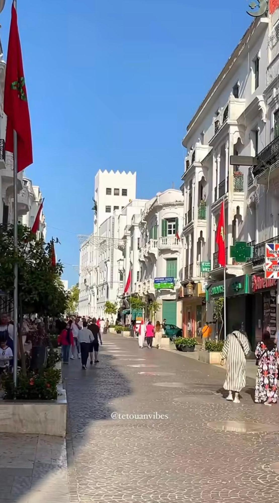 Joli Appart Avec Terrasse Au Centre Ville Тетуан Екстер'єр фото